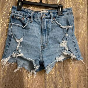 Abercrombie & Fitch High Rise Mom Shorts Distressed Curve Love 4/27